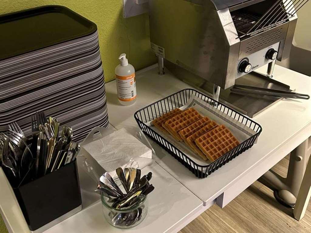 Ibis Budget Nantes Nord Saint Herblain Restaurante foto